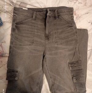 American Eagle High Rise Cargo Jegging
